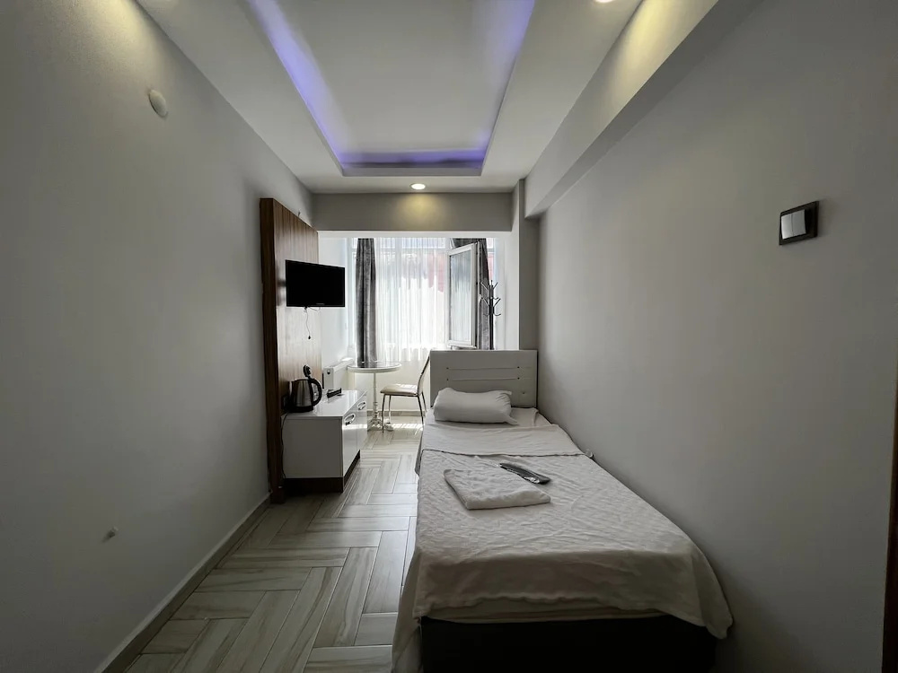 Luu Hotel