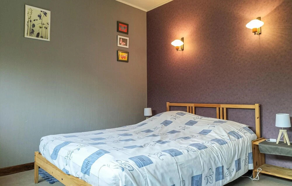 Amazing Home in Saint-hubert With Wifi and 3 Bedrooms