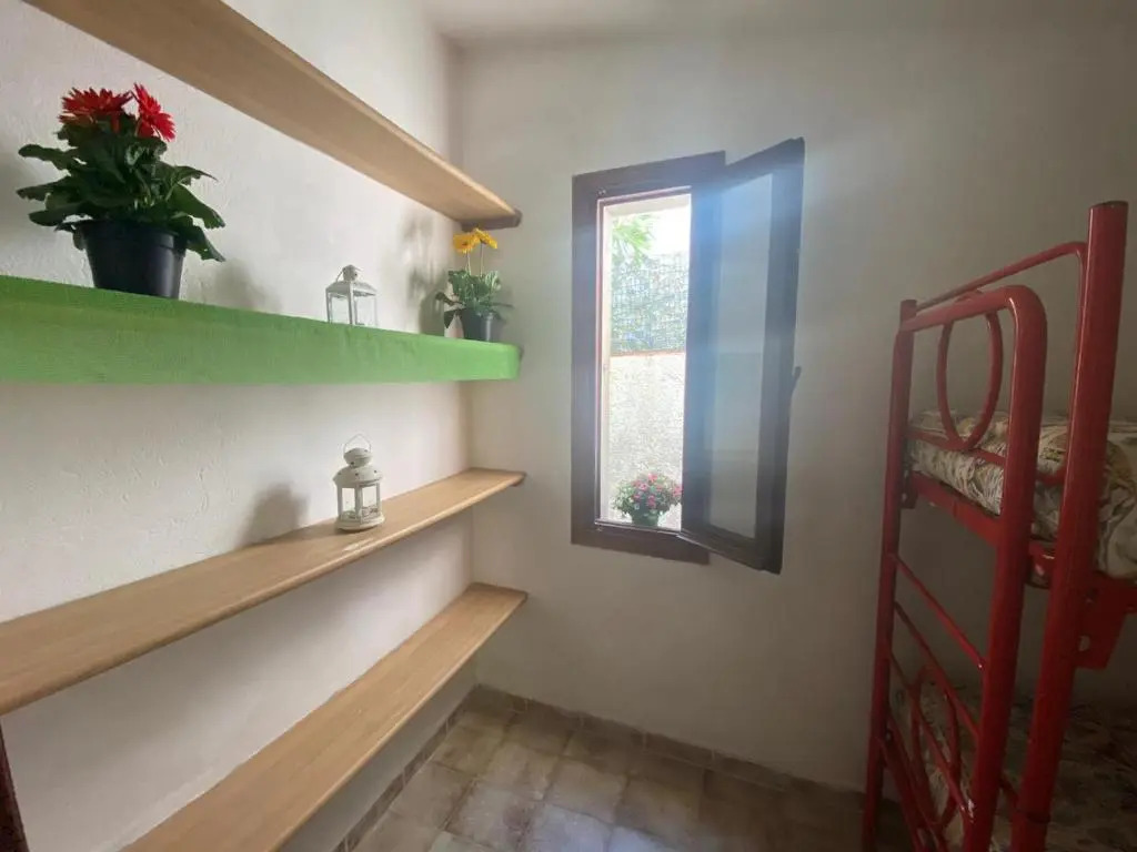"beautiful Apartment for 4 pax at 120 mt. From the Beach"