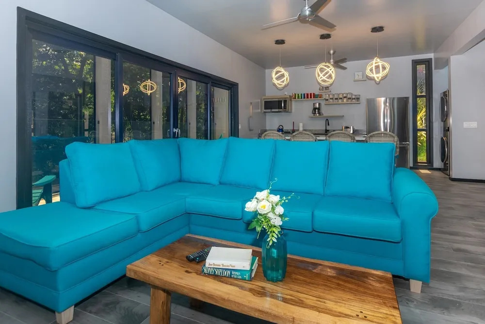 Brisa De Verano 2 Bedroom Home by RedAwning