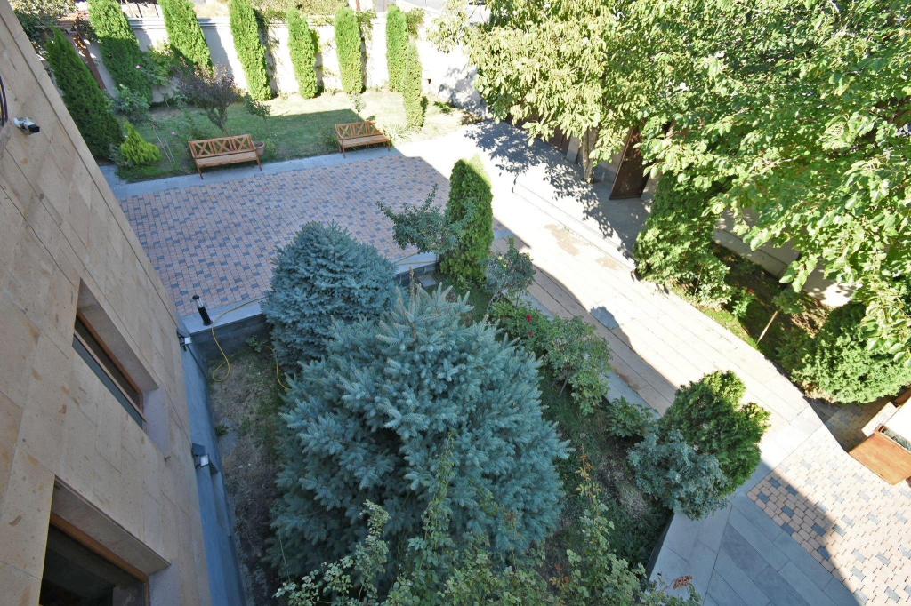 Villa in Nork