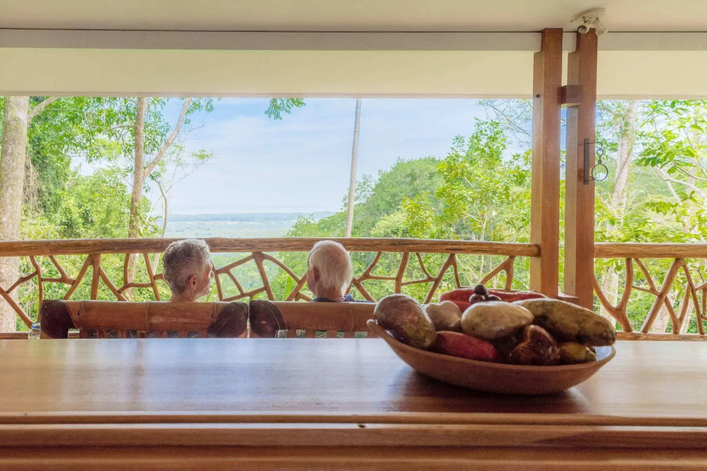 Portasol Rainforest and Ocean View Living