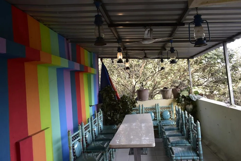 Town Hostel Mumbai - AC Dormitory