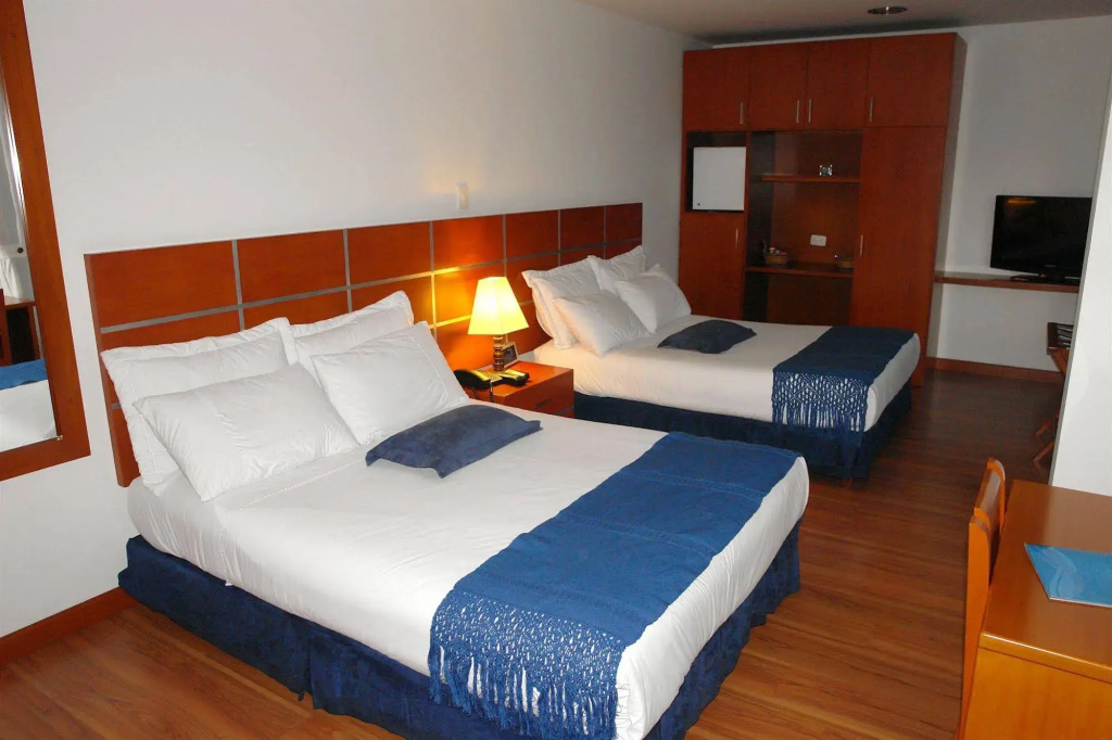 Top Deck Hotel