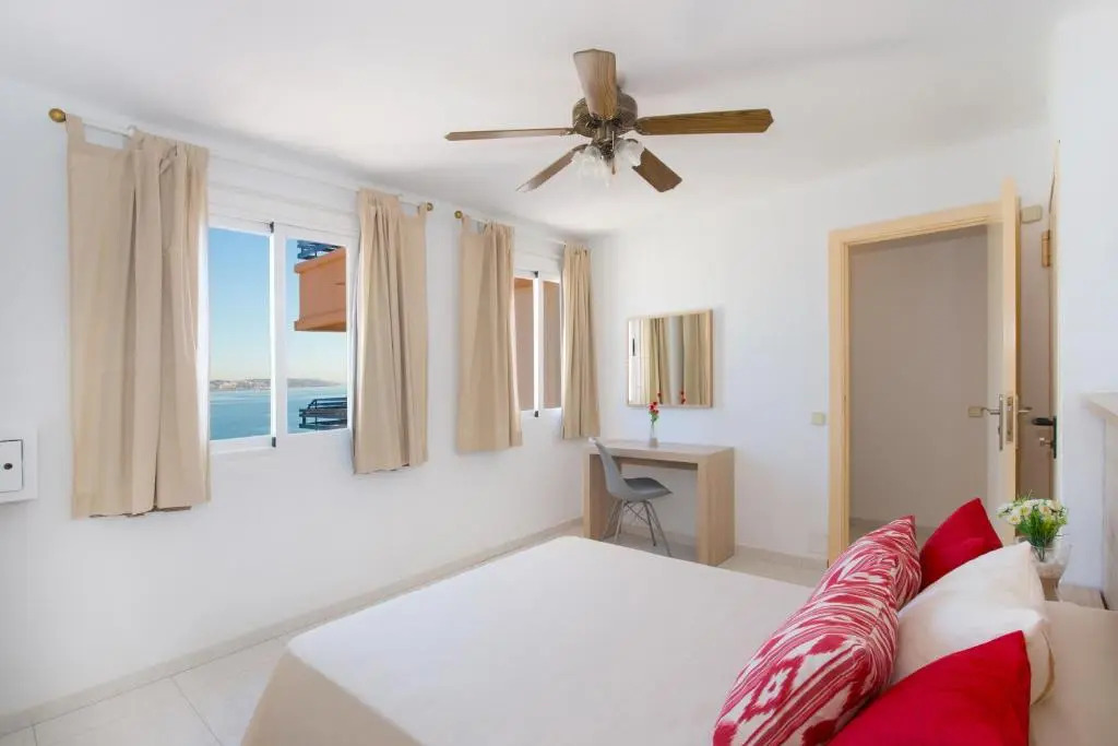 Apartamentos Calablanca