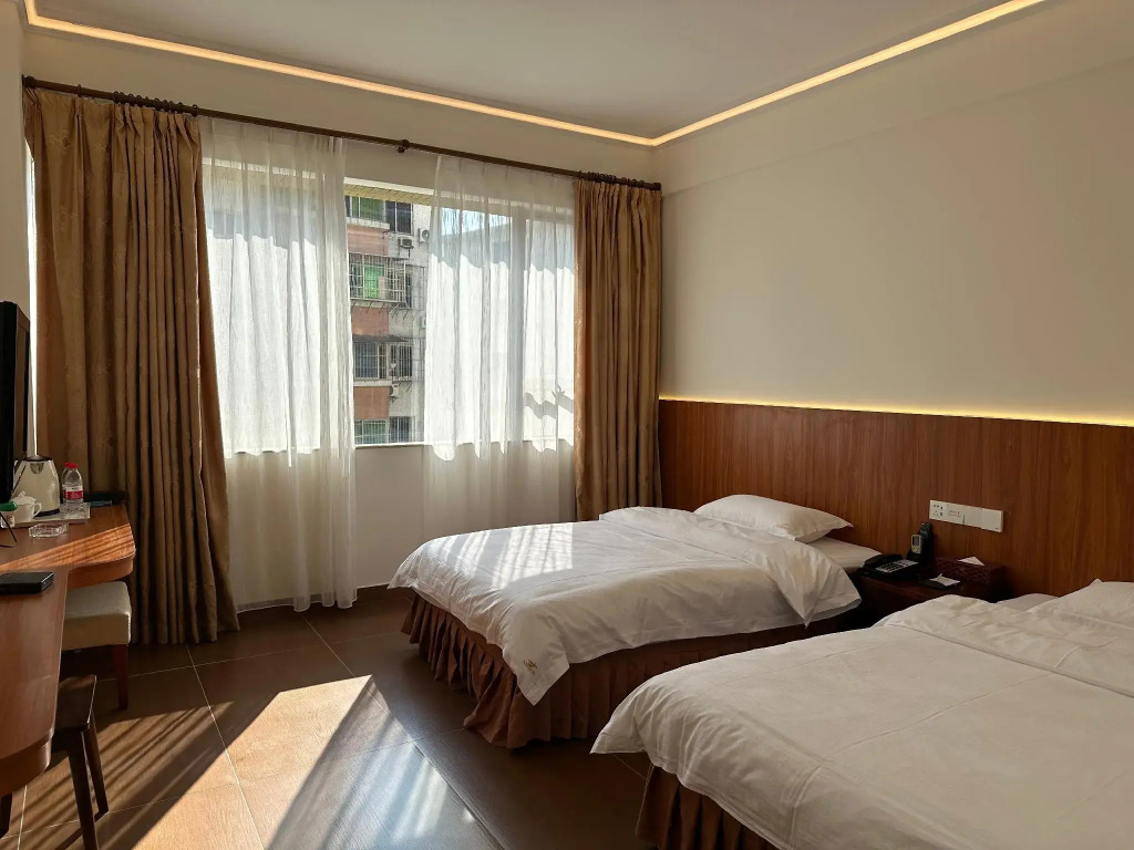 Pazhou Hotel