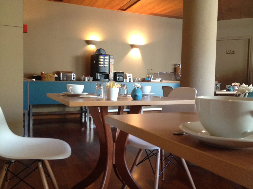 Moka Hotel