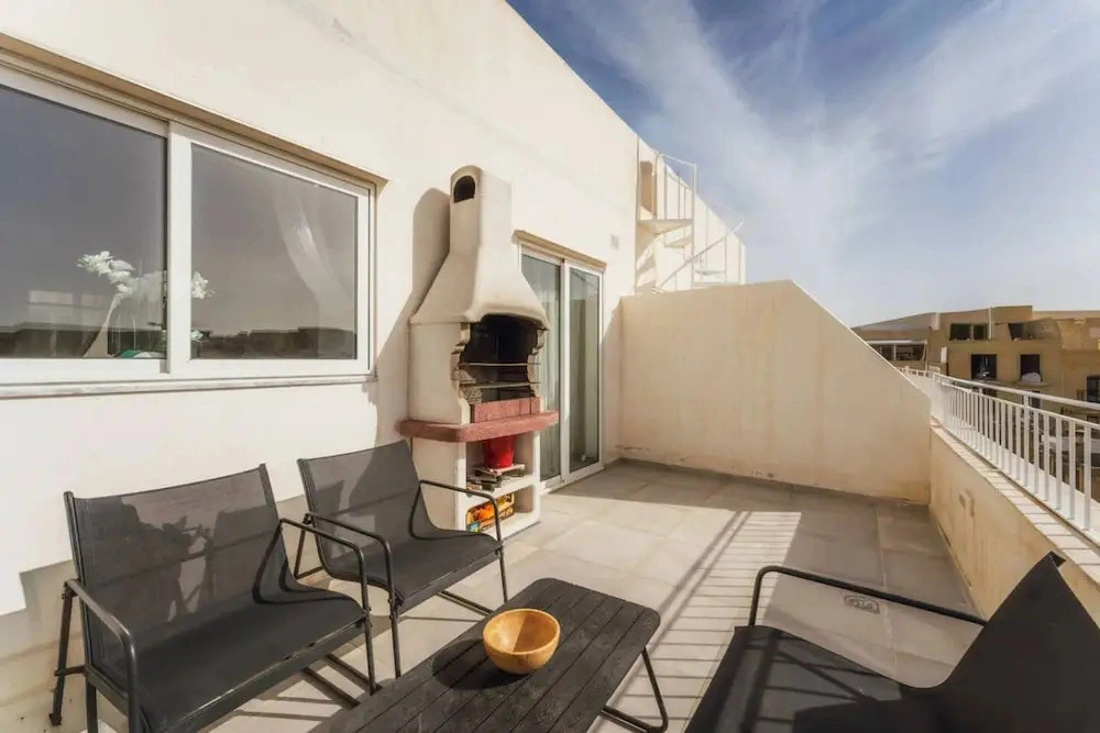 Gozo Penthouse With Terrace BBQ Private Roof
