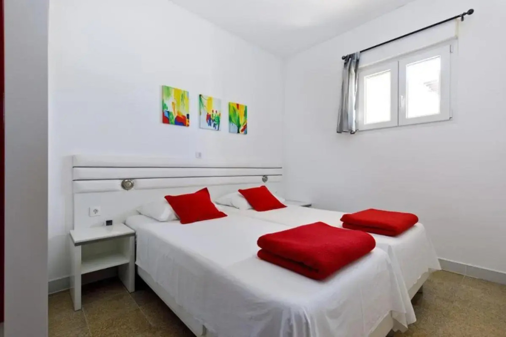 Fully Equiped Apartments for 3 Adults