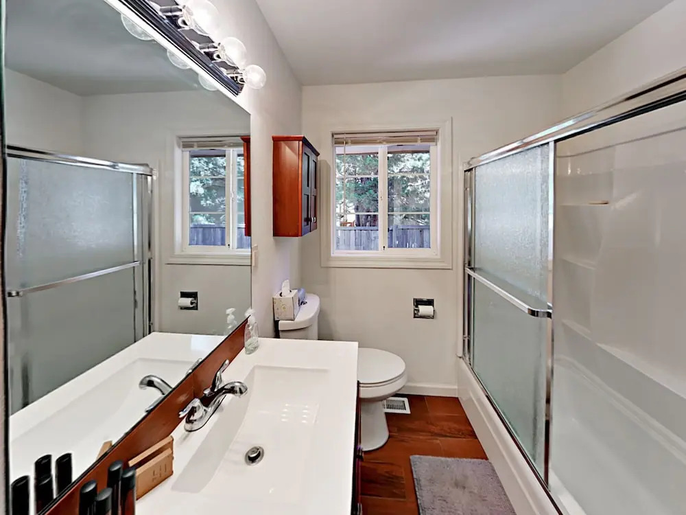 2641 Lipan Street Home 4 Bedrooms 3 Bathrooms Home