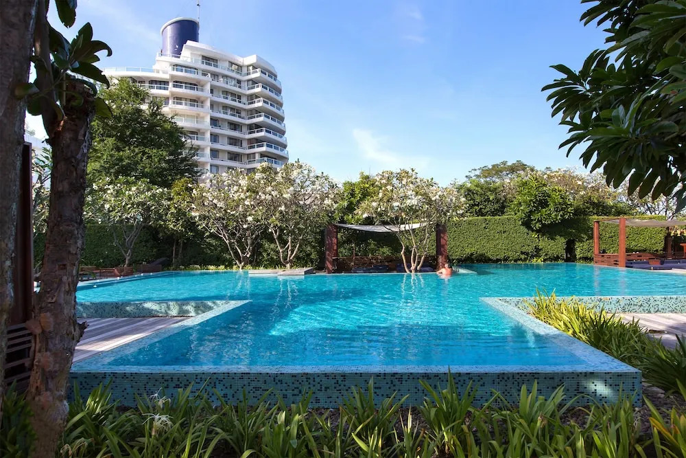 Baan SanPluem Beachfront Condominium