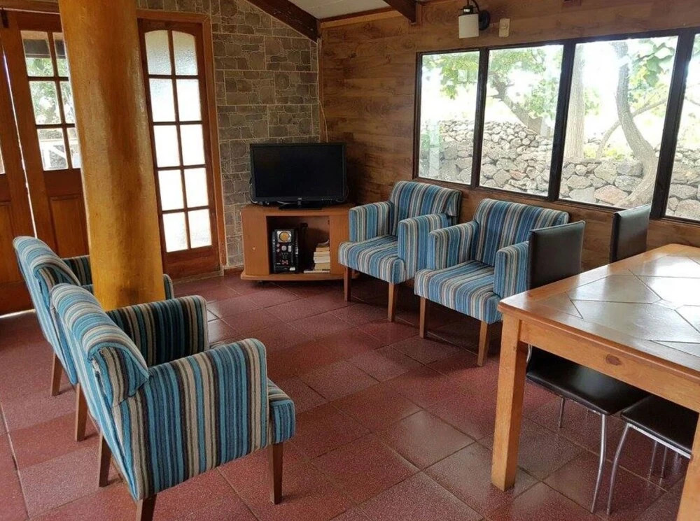Hostal Akapu