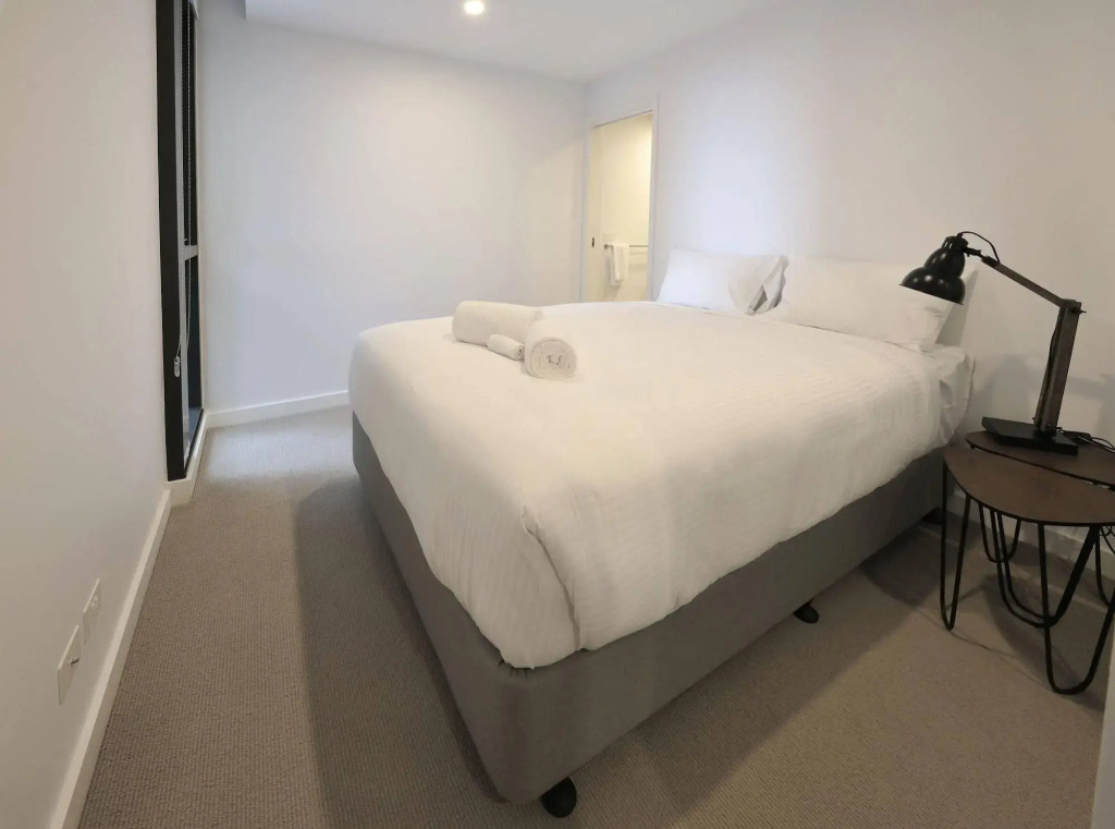 Serviced Apartments Melbourne- Opus