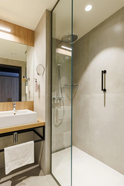 Отель Park Inn by Radisson Vilnius Airport Hotel & Conference Centre