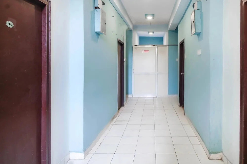 Happy Guest House By OYO Rooms