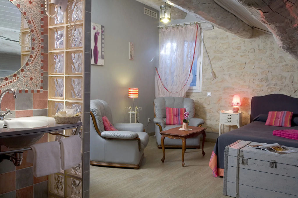 Logis Auberge De Tavel