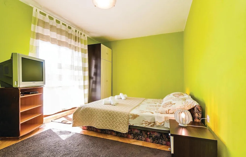 Four-Bedroom Holiday Home In Vrsi