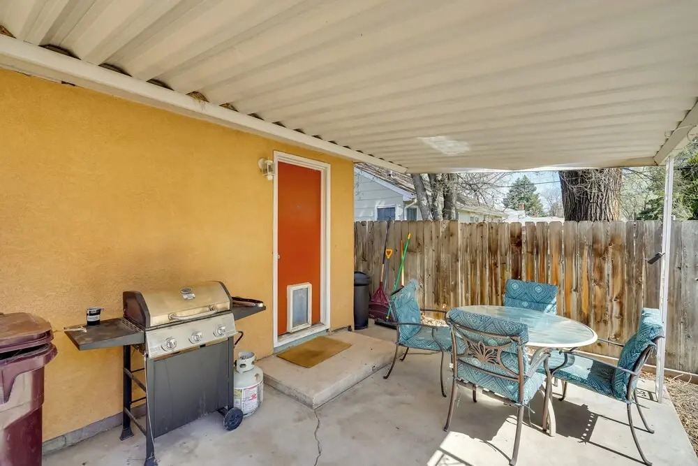 Pueblo House by Riverwalk, 2 Miles to Fairgrounds!