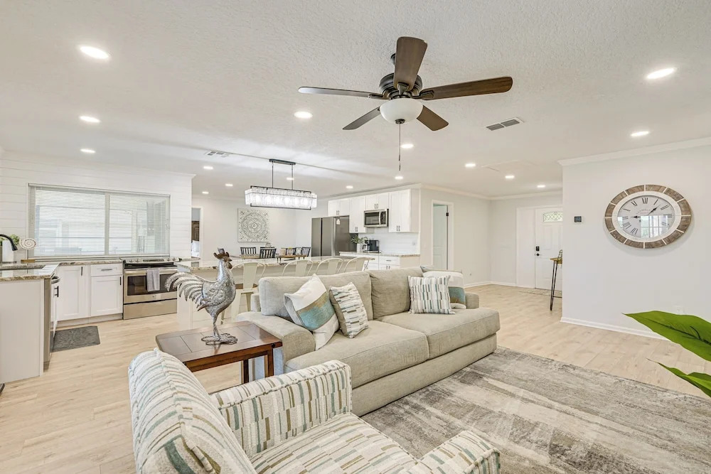 Furnished Outdoor Area! Family Home in Spring Hill