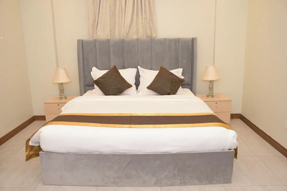 Palm Abhur Villa