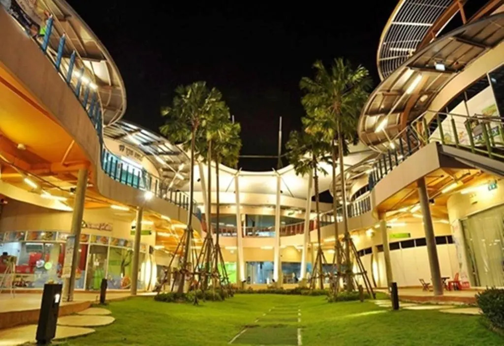 Tripletreesvillage