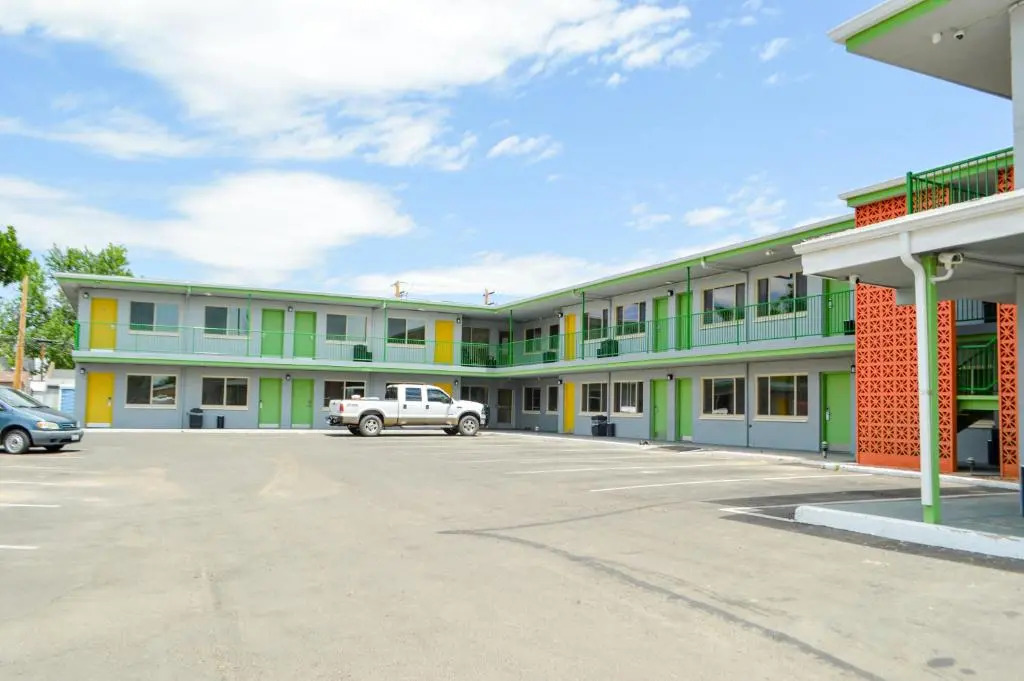GREELEY UNIVERSITY INN/ GREELEY INN