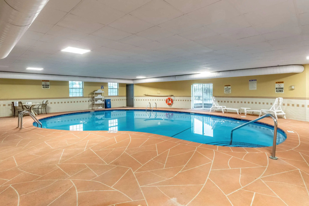 Quality Inn Newton at I-80