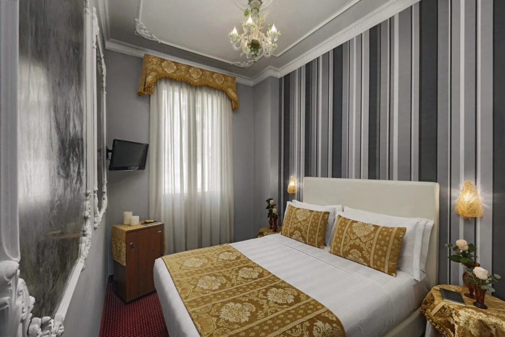 Hotel Pausania