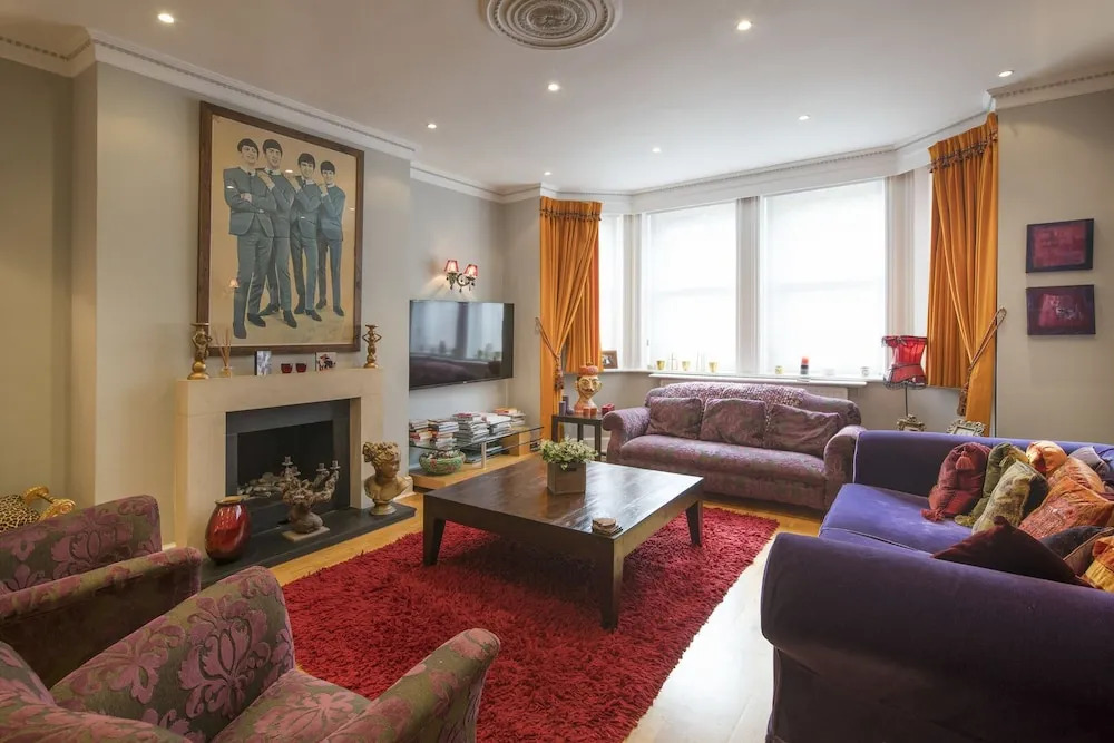 Heart of Hampstead Retreat
