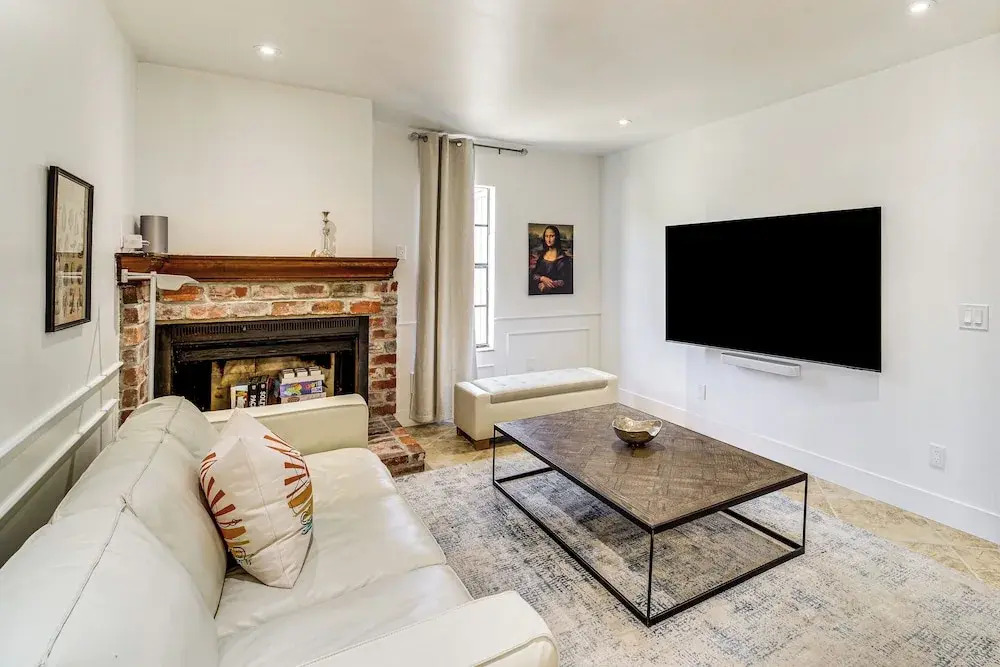 1 Block to Beach & Eats: Modern Indialantic Apt