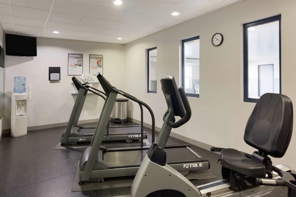 Country Inn & Suites by Radisson, Harrisonburg, VA