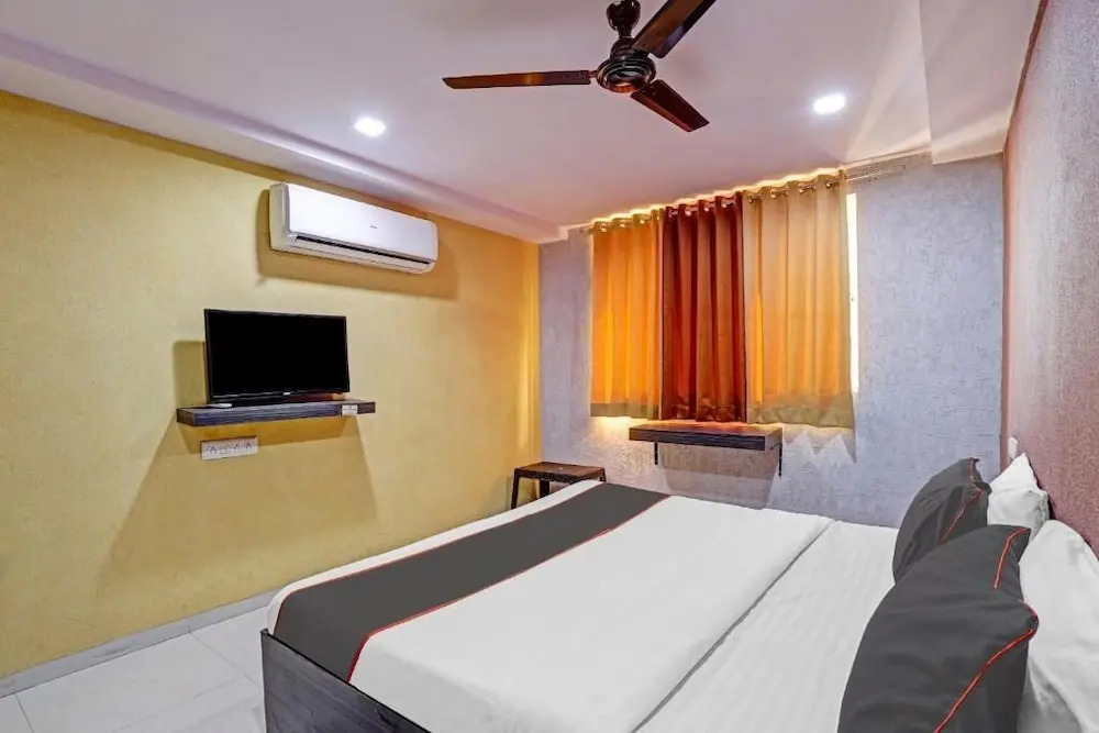 Hotel Mayura Ankleshwar