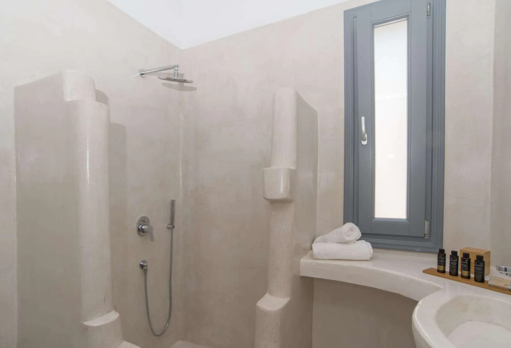 LAGADI SUITES by K&K