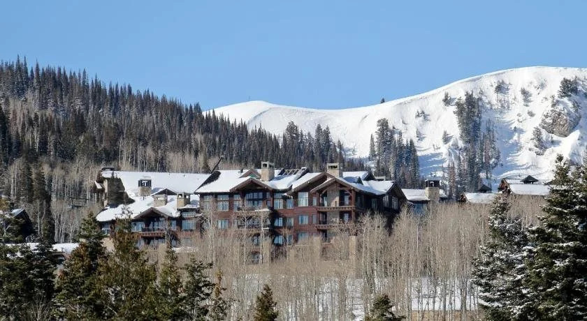 Grand Lodge at Empire Pass
