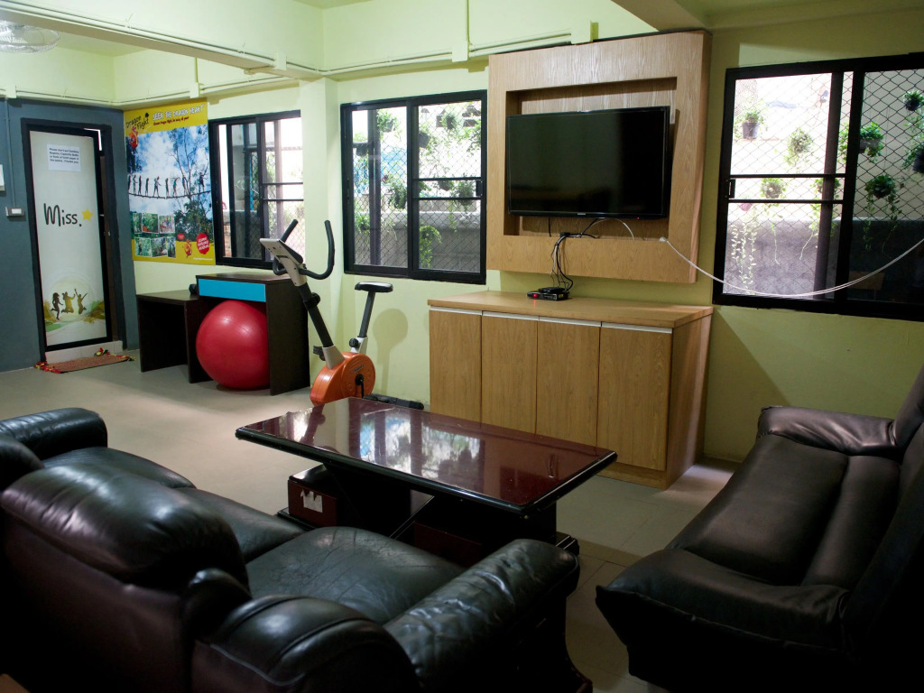 9 Hostel