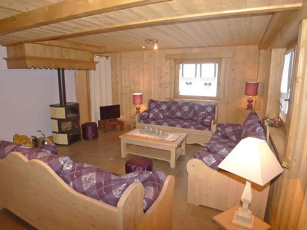 Chalet spacieux 12 pers, animaux admis, parking, Wi-Fi - FR-1-629-1