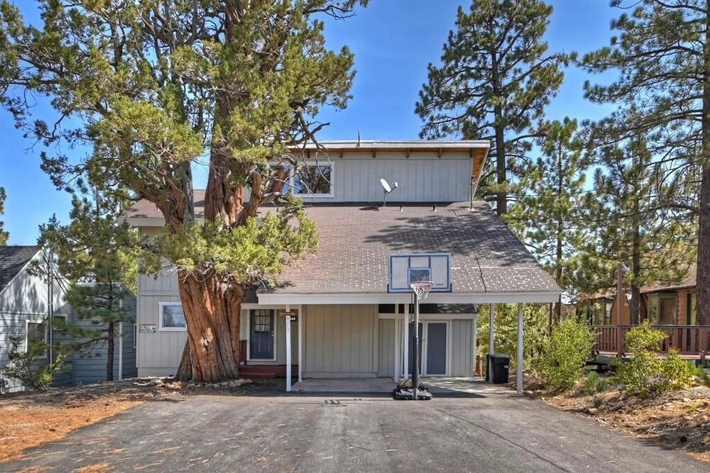 051 - Vista Retreat