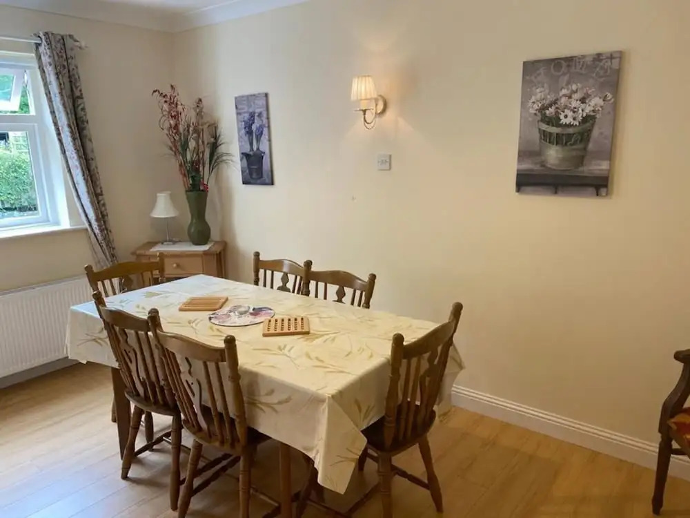 Hazelbrook Self Catering - Maximum 6 Persons
