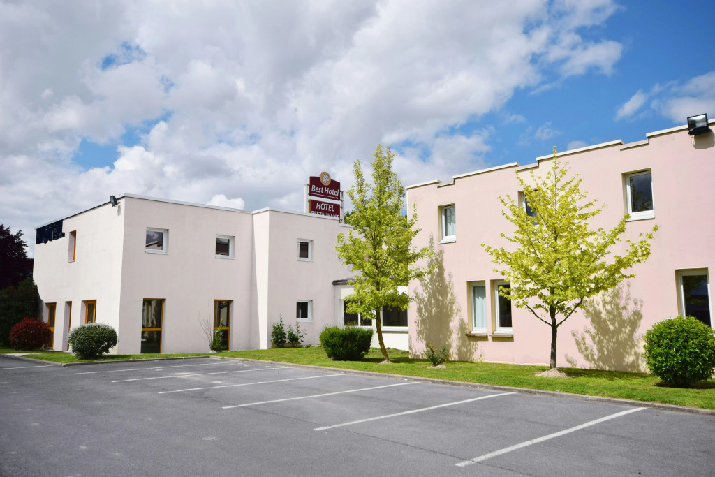 Brit Hotel Reims La Pompelle