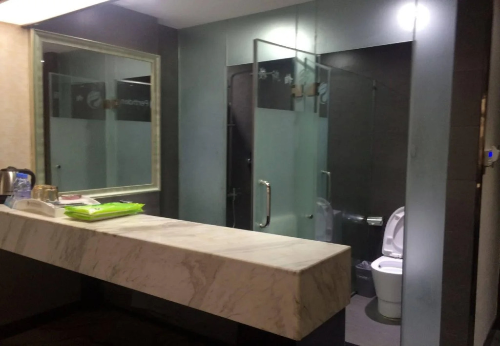 Jitong Hotel Green shell Hotel