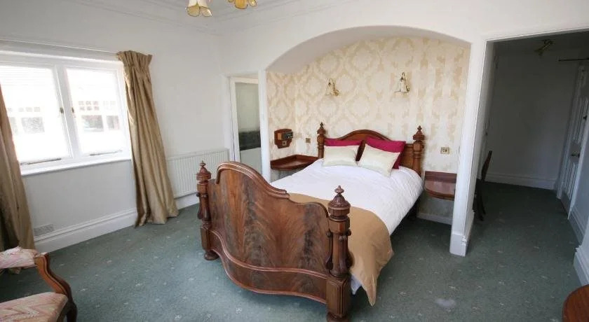 Heddons Gate Hotel
