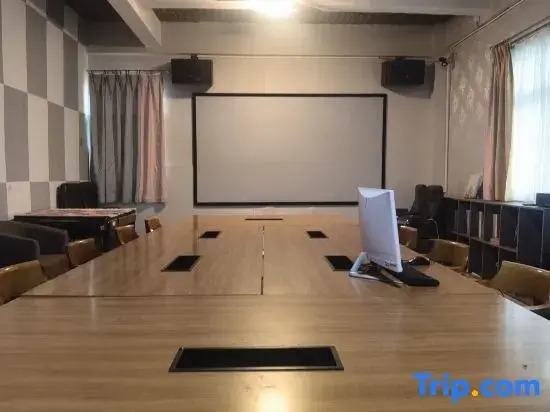 Shenzhen Fangcun Courtyard Homestay (Judiaosha Yangmeikeng Branch)