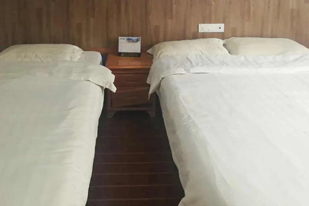OYO 90248 Kapitan Inn