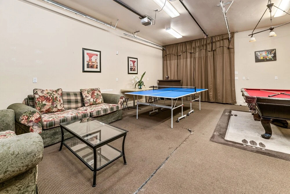 Casa Bella - Spacious Mountain Home, Game Room, Wifi, Perfect For Family Gatherings! 4 Bedroom Home