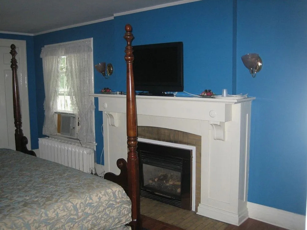 Chestnut Inn