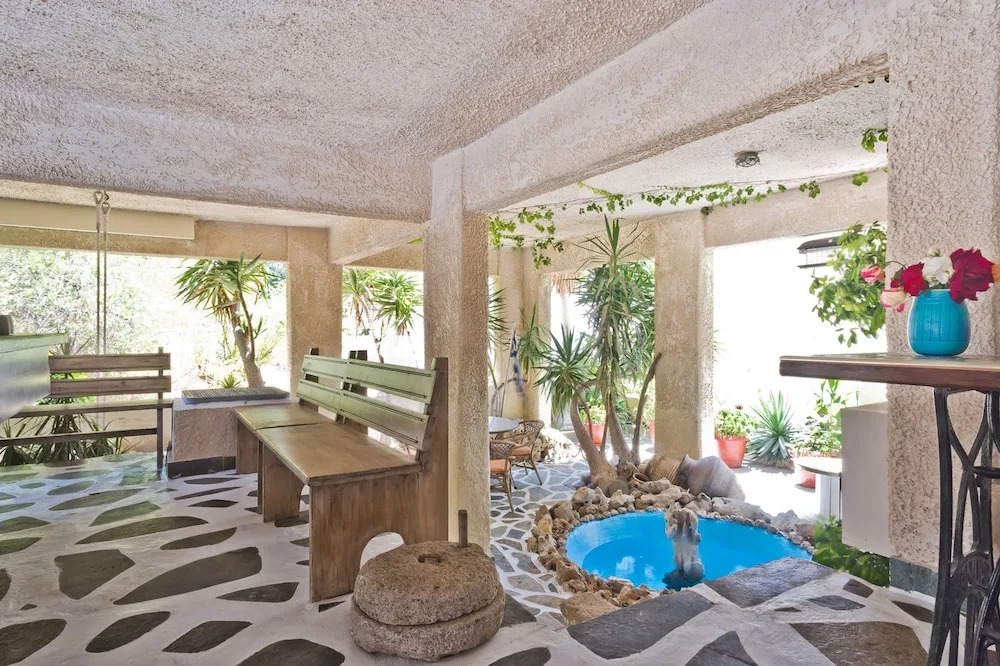 Philoxenia Apartments