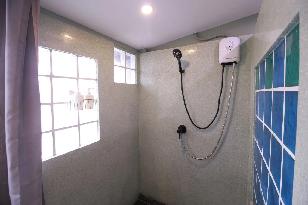 168 Hostel