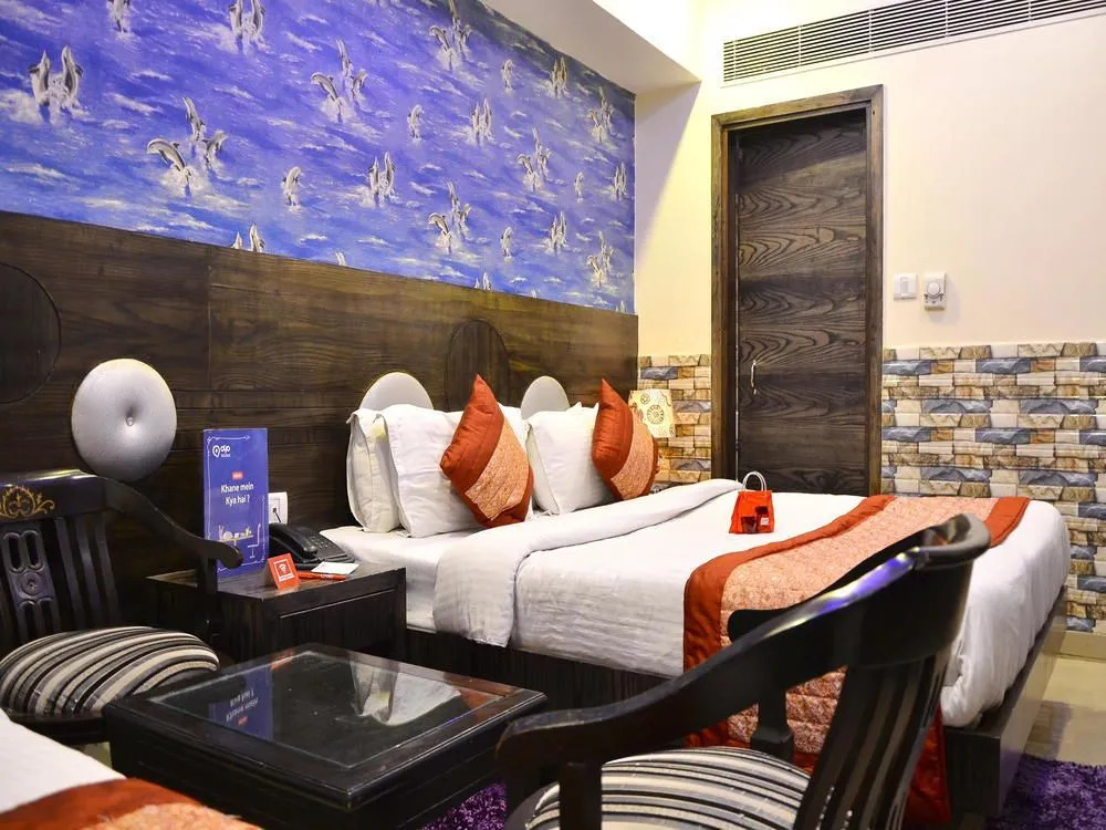 Oyo Capital O 11357 Hotel benz international