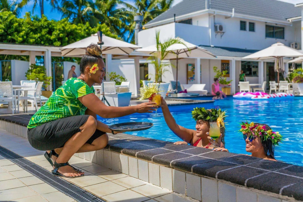 Muri Beach Club Hotel