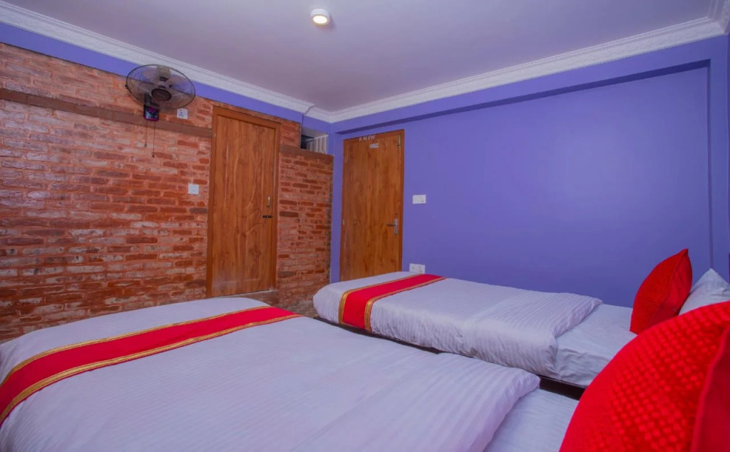 Oyo 300 Farm House Resort